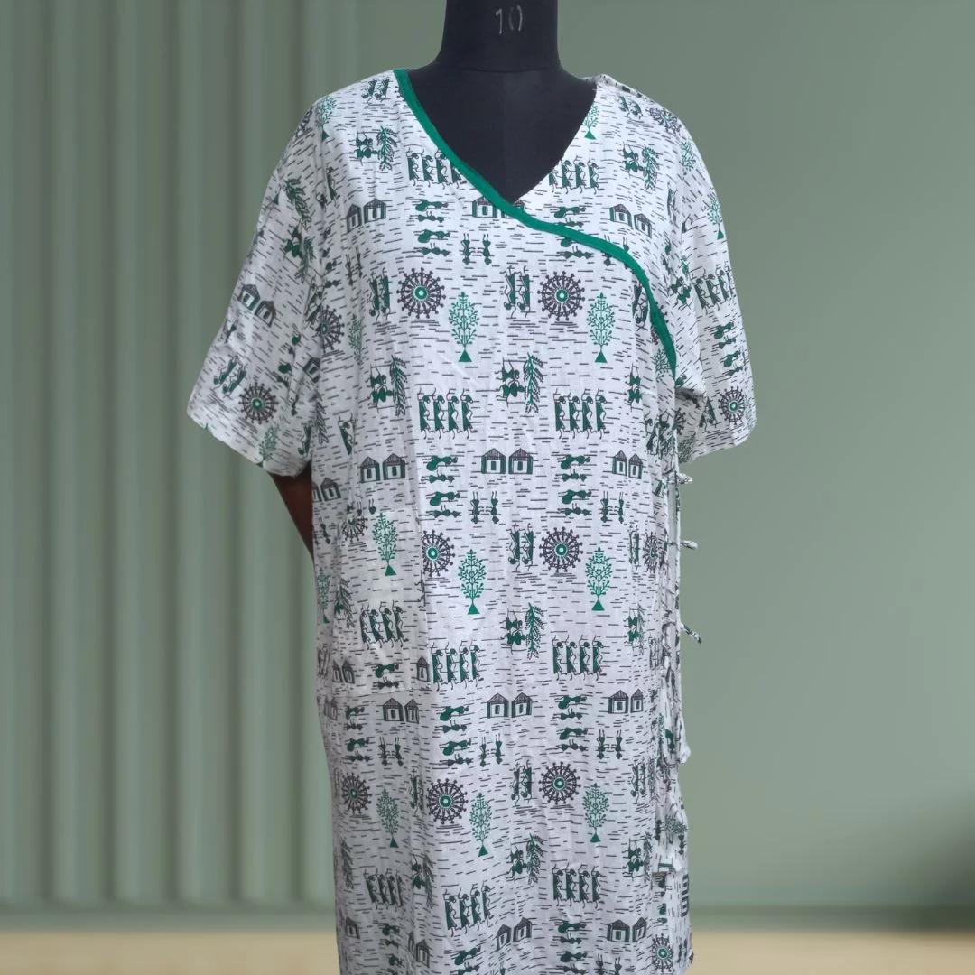 Zyenika Amjaa Back Open Front Manequin