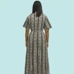 Zyenika Kunja Front Open Model Back